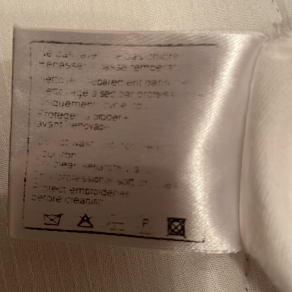 RARE VINTAGE CHANEL t-shirt - Picture 9 of 9